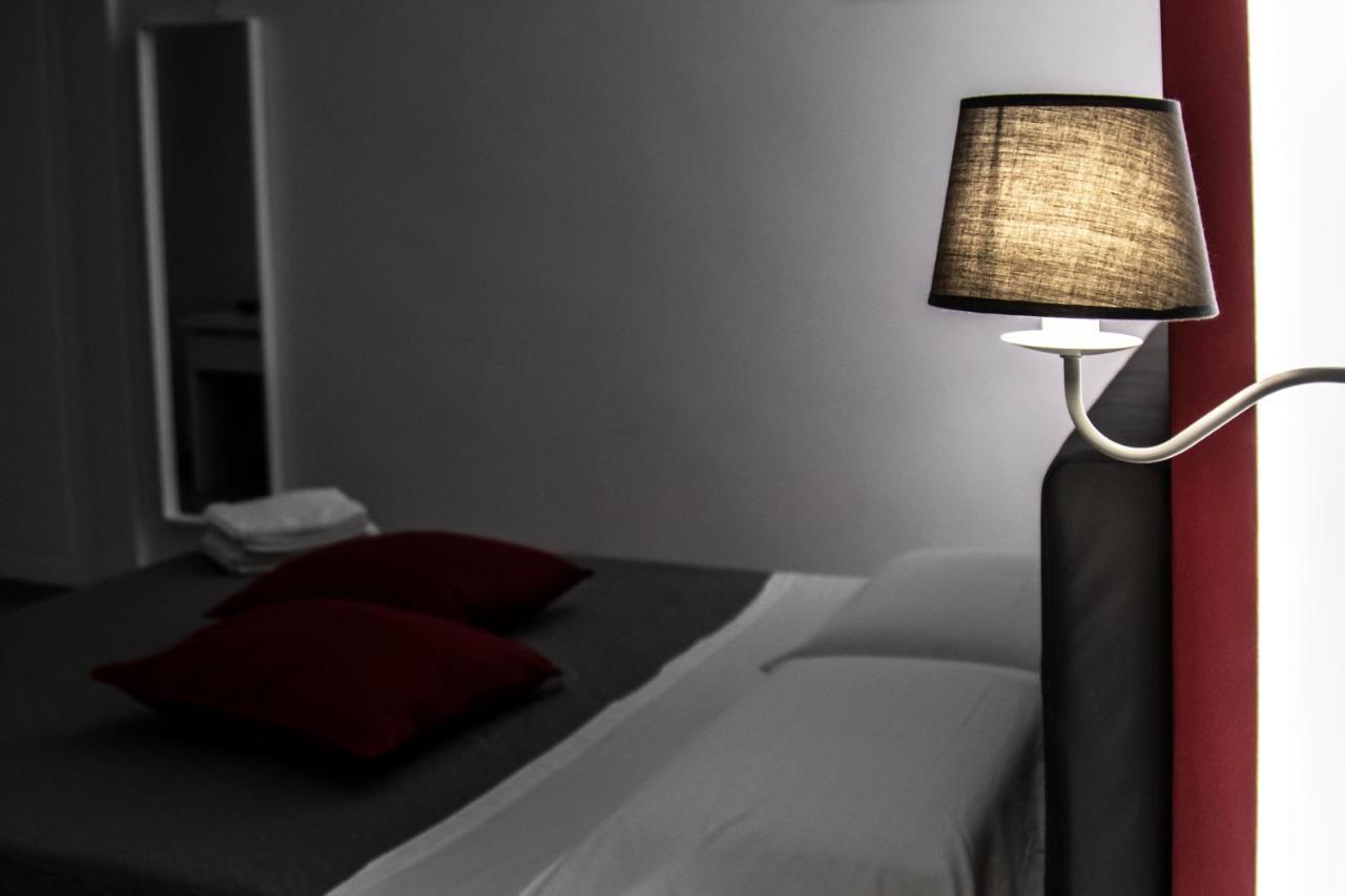 Aurora Luxury Rooms 나폴리 외부 사진