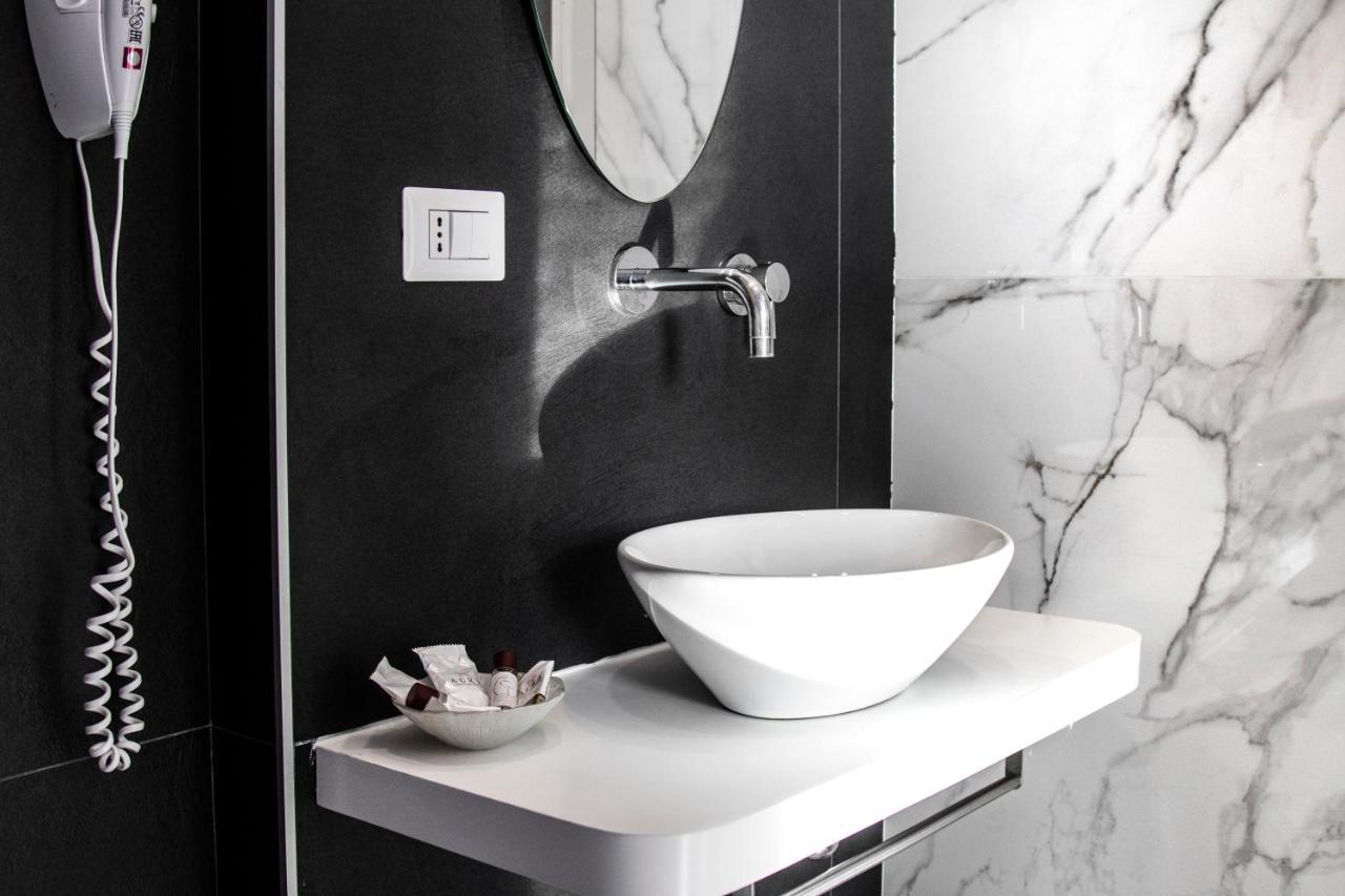 Aurora Luxury Rooms 나폴리 외부 사진