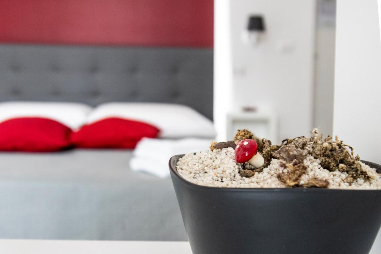 Aurora Luxury Rooms 나폴리 외부 사진